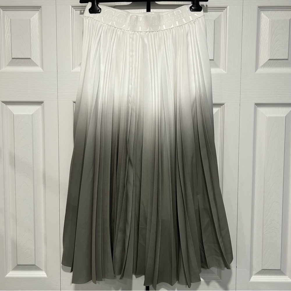 Peserico White and Olive Green Ombre Pleated Skirt